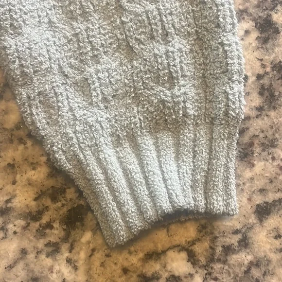 Hippy Rose Olive Green Sweater Medium - Picture 3 of 5